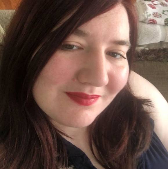 ella7328